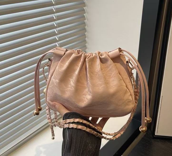 Aesthetic Drawstring Shoulder Bag – Fashion Plush Charm Tote Purse